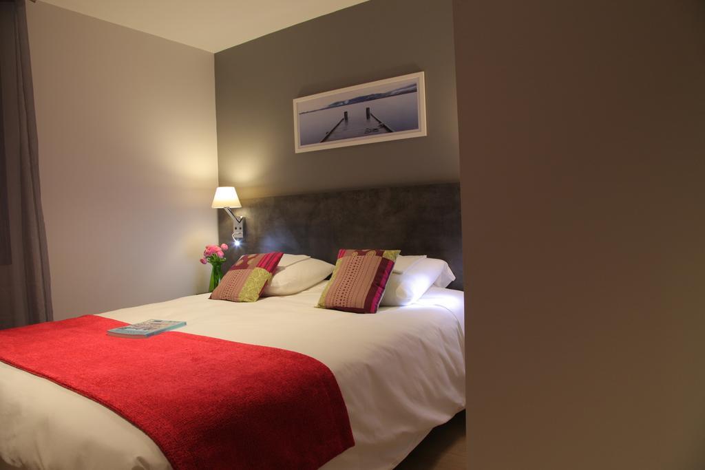 Cozy Hotel Logis Morlaix Plouigneau Oda fotoğraf
